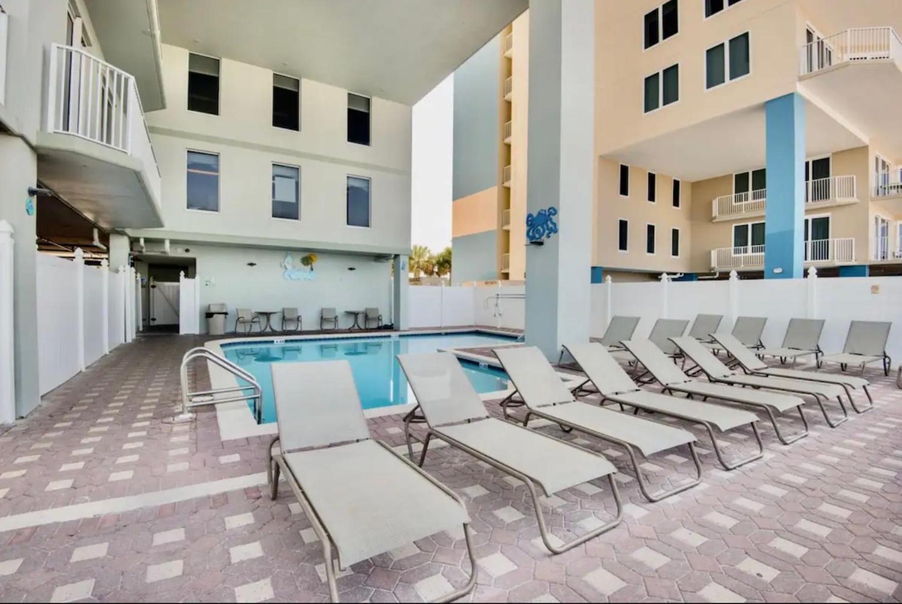 Apartment Beachfront 3br Condo! Free Chair Service! By Dolce Getaways Pcb!